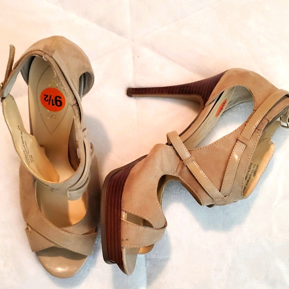 Steve Madden Suede Heels